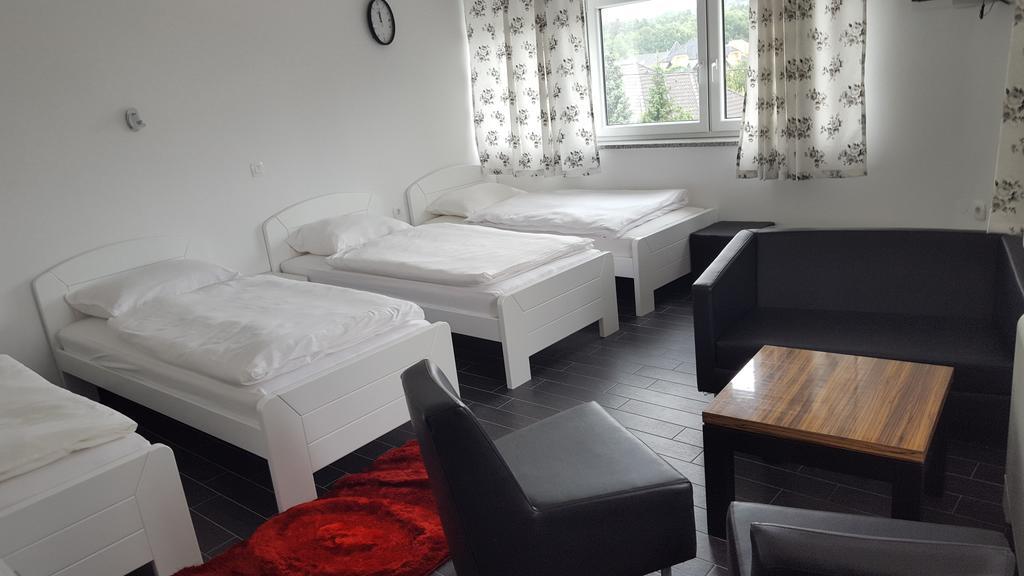 Hotel Gril Ranca Pod Pohorjem à Maribor Chambre photo